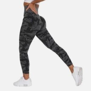 NWT NVGTN Camo Seamless Contour High Waisted Leggings Black Grey Size Small